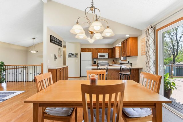 17701 Jaguar Path, Lakeville, MN 55044