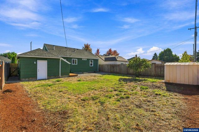 1059 15th Av SW, Albany, OR 97321