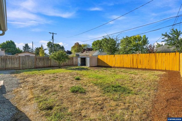 1059 15th Av SW, Albany, OR 97321