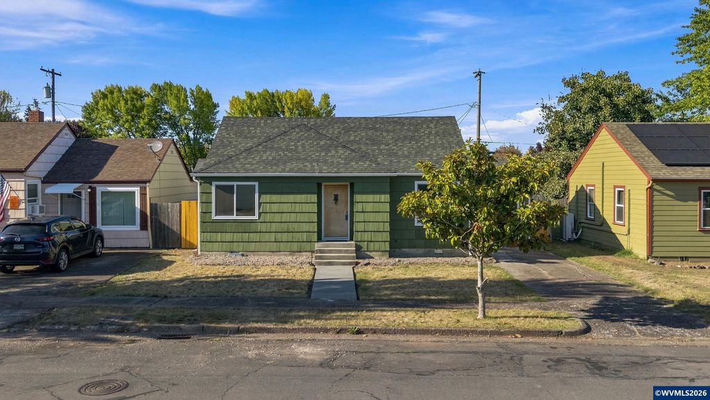 1059 15th Av SW, Albany, OR 97321
