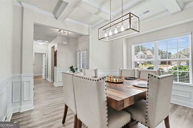 3802 Village Crossing Lane, Ellenwood, GA 30294