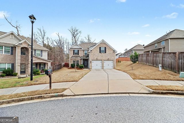 3802 Village Crossing Lane, Ellenwood, GA 30294