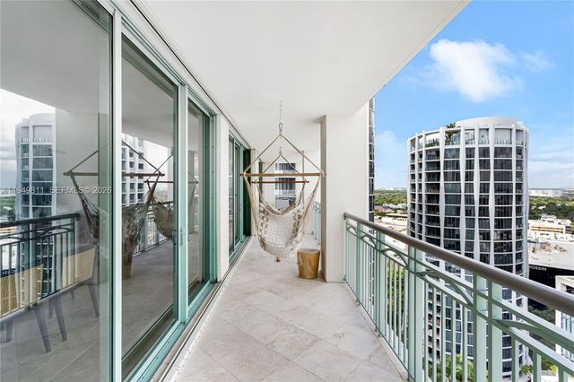 3400 SW 27th Ave 2104, Miami, FL 33133