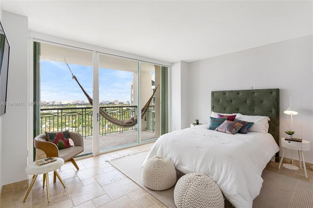 3400 SW 27th Ave 2104, Miami, FL 33133