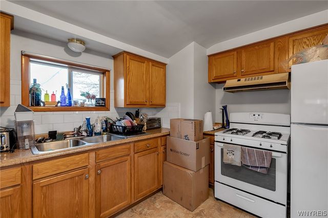 18 Fath Drive, Cheektowaga, NY 14225