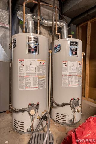 18 Fath Drive, Cheektowaga, NY 14225