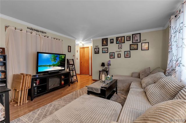 18 Fath Drive, Cheektowaga, NY 14225