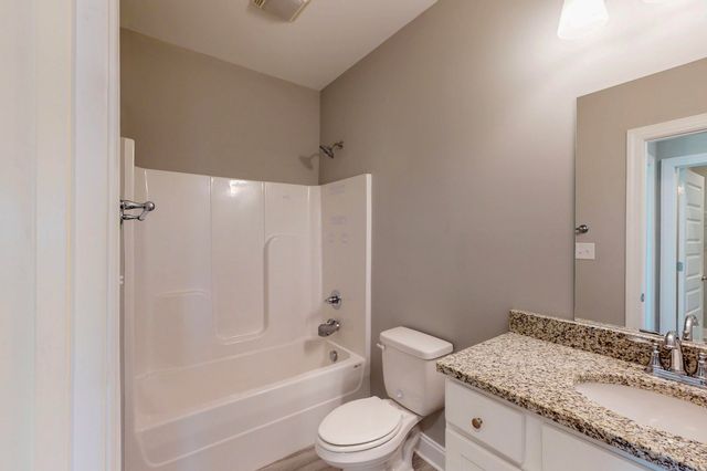 8019 Cobblestone Drive SW, Cleveland, TN 37311
