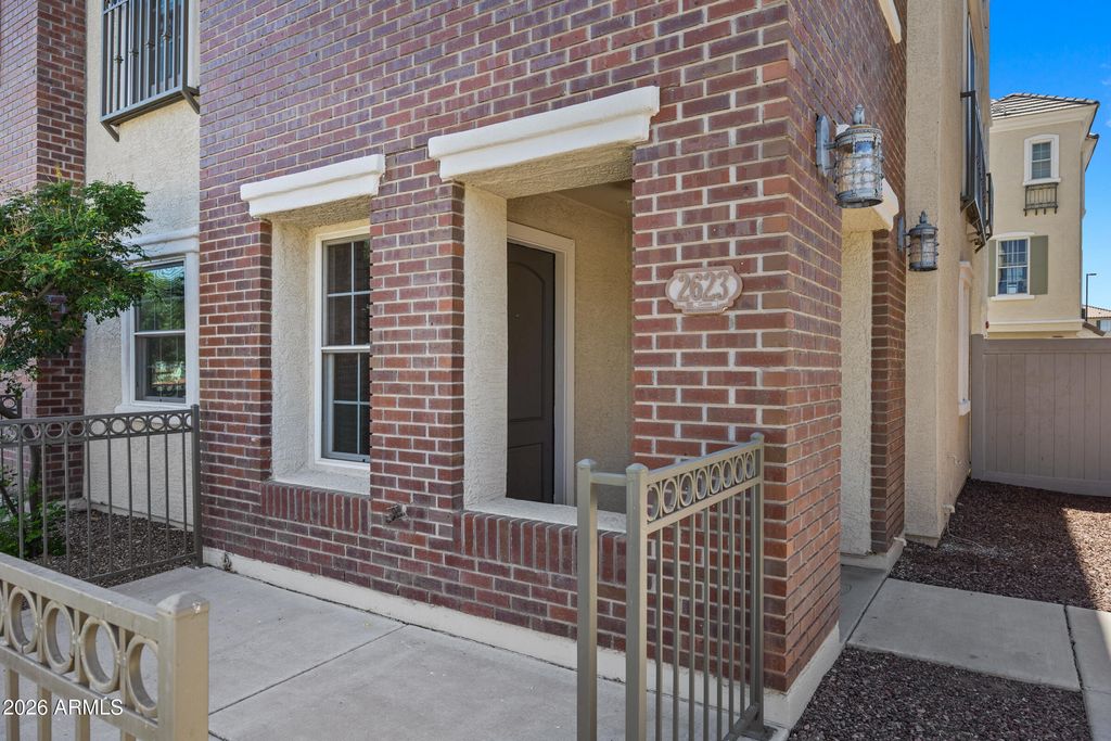 2623 S Balsam Drive, Gilbert, AZ 85295 — photo 2