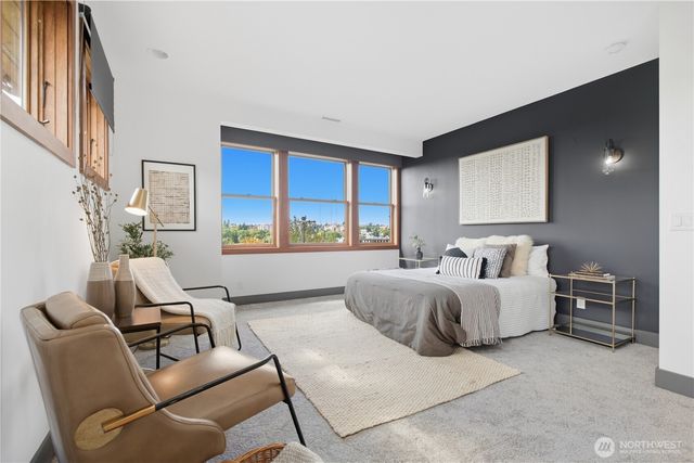 826 30th Avenue, Seattle, WA 98122