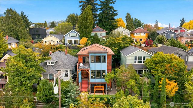 826 30th Avenue, Seattle, WA 98122