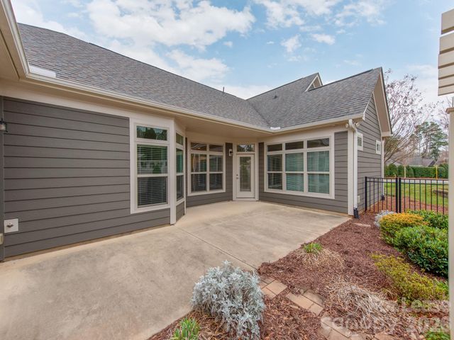 7905 Parknoll Drive, Huntersville, NC 28078