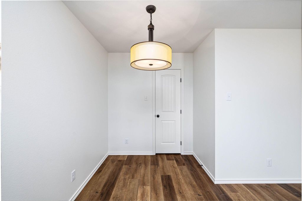 Image 13 of property listing at 3607 Grape Creek Road, San Angelo, TX 76903