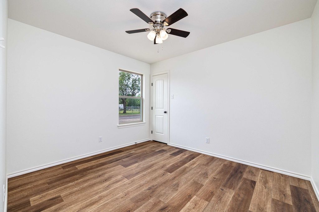 Image 20 of property listing at 3607 Grape Creek Road, San Angelo, TX 76903