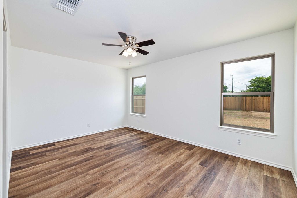 Image 21 of property listing at 3607 Grape Creek Road, San Angelo, TX 76903