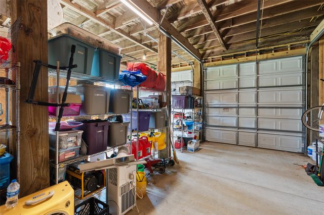 3527 9 Mile Road, Galveston, TX 77554