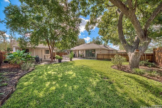 1206 31st Street, Hondo, TX 78861