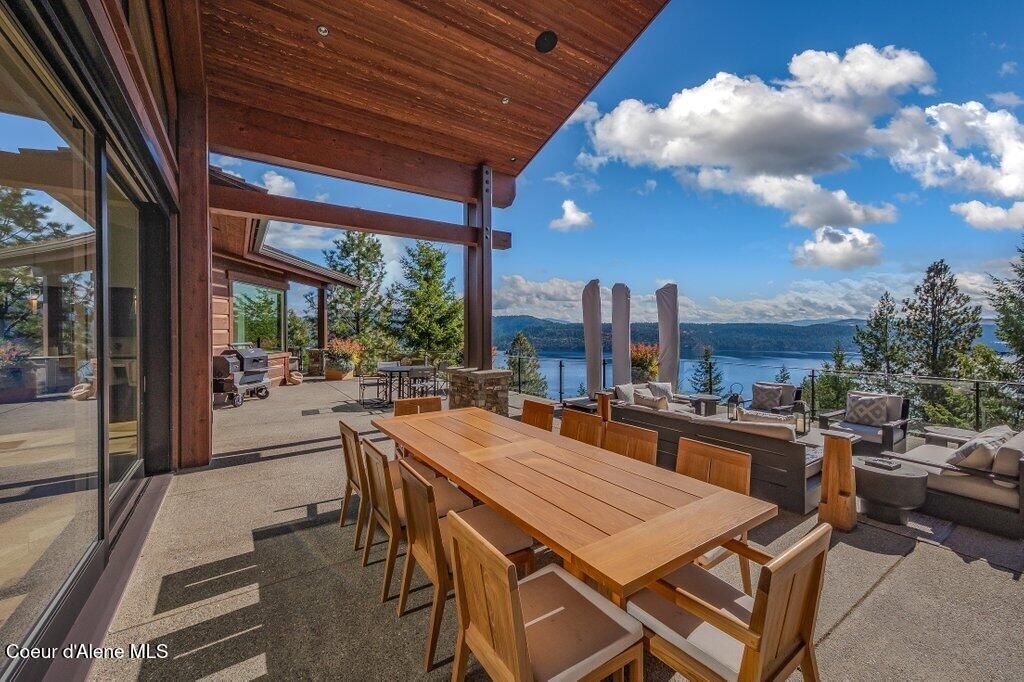 6252 W PLATINUM DR, Coeur d'Alene, ID 83814 photo 11