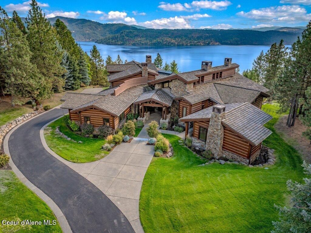 6252 W PLATINUM DR, Coeur d'Alene, ID 83814 photo 2
