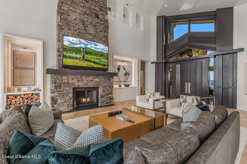 6252 W PLATINUM DR, Coeur d'Alene, ID 83814 photo 8