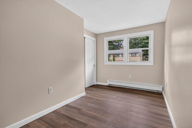30 Paxton Terrace, Nashua, NH 03064