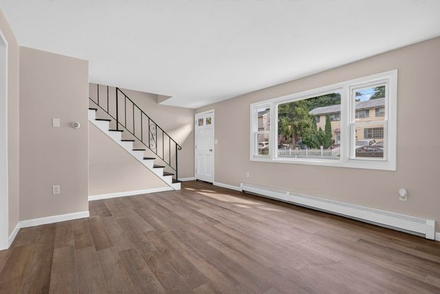 30 Paxton Terrace, Nashua, NH 03064
