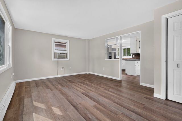 30 Paxton Terrace, Nashua, NH 03064
