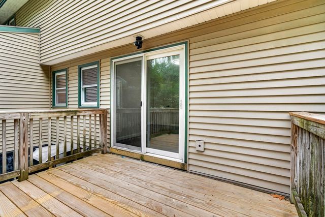 30 Paxton Terrace, Nashua, NH 03064