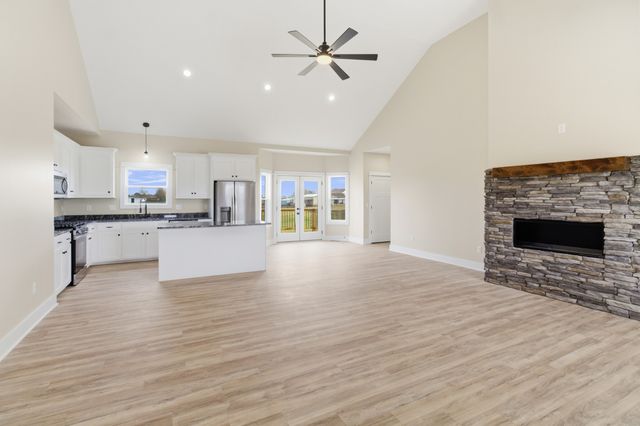 88 Castle St, Mcminnville, TN 37110