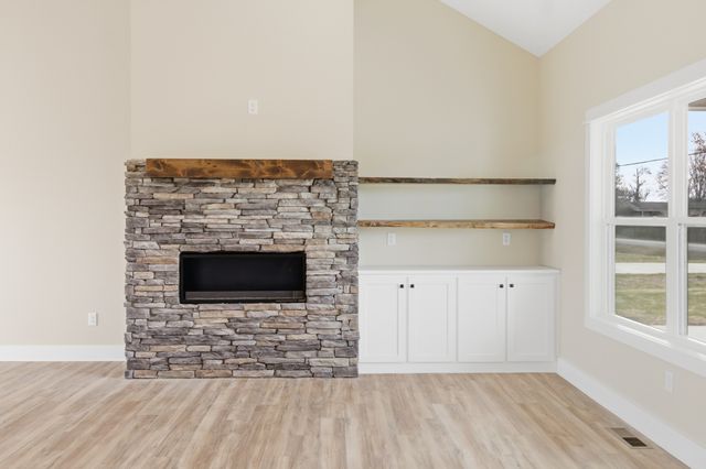 88 Castle St, Mcminnville, TN 37110