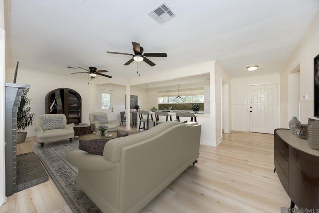 11455 Hooper Rd, Baton Rouge, LA 70818