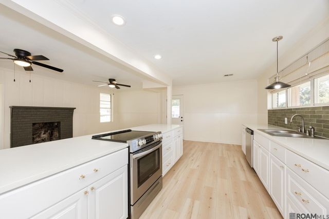 11455 Hooper Rd, Baton Rouge, LA 70818