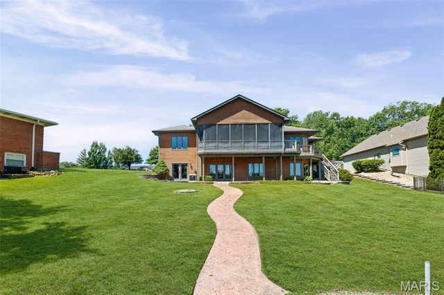 672 Monaco Drive, Edwardsville, IL 62025
