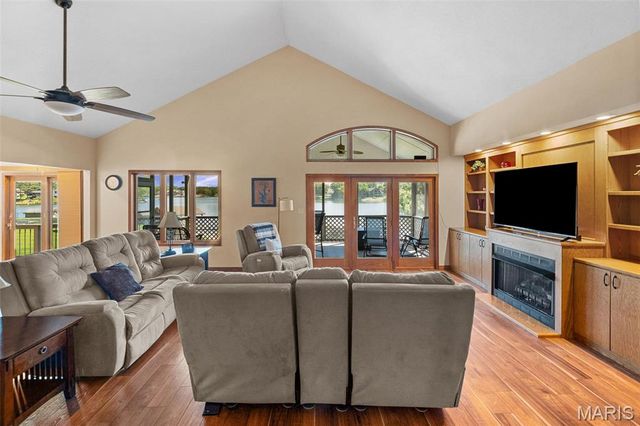 672 Monaco Drive, Edwardsville, IL 62025