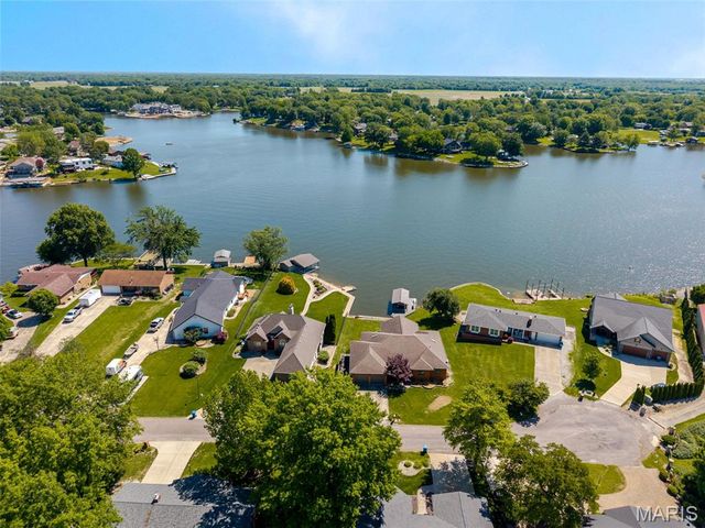672 Monaco Drive, Edwardsville, IL 62025