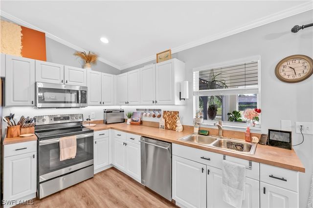 11741 Red Hibiscus DR, Bonita Springs, FL 34135