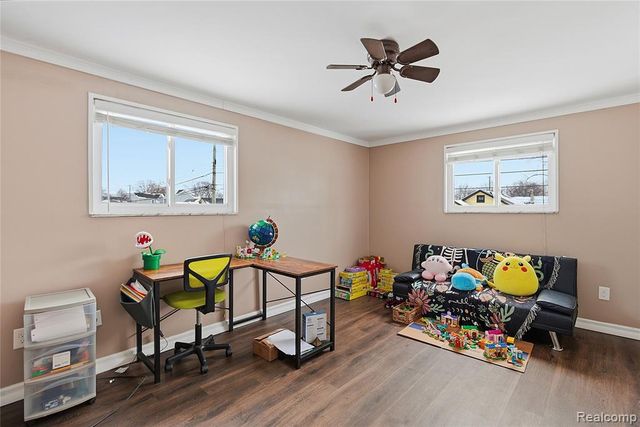 135 Gerald Avenue, Clawson, MI 48017