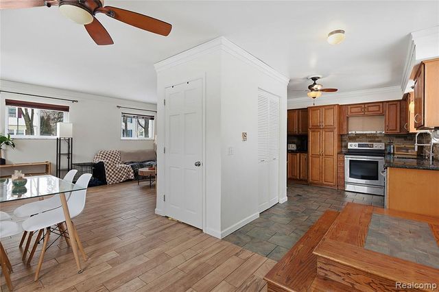 135 Gerald Avenue, Clawson, MI 48017