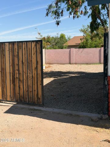 6020 W PIERCE Street, Phoenix, AZ 85043