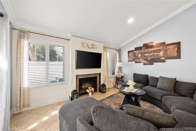 1183 Mountain Gate, Upland, CA 91786