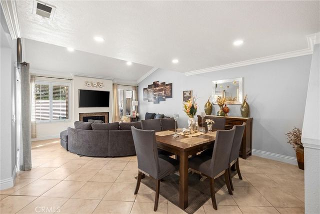 1183 Mountain Gate, Upland, CA 91786