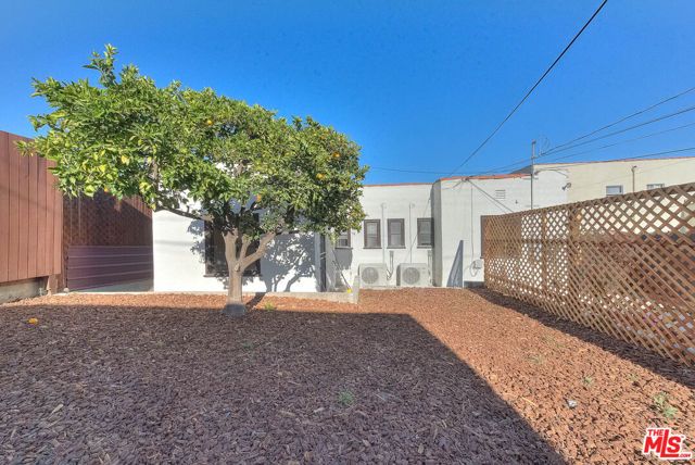 1361 Keniston Avenue, Los Angeles, CA 90019