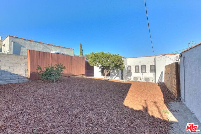 1361 Keniston Avenue, Los Angeles, CA 90019