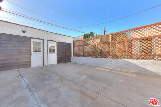 1361 Keniston Avenue, Los Angeles, CA 90019