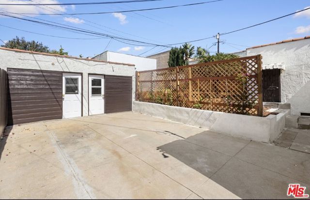 1361 Keniston Avenue, Los Angeles, CA 90019