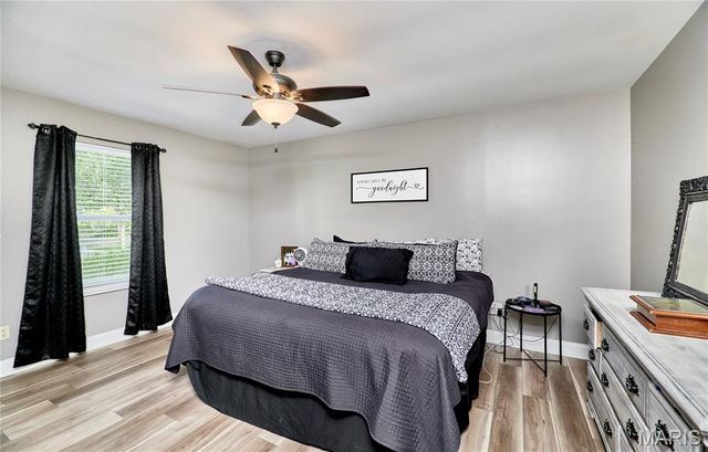 819 Spring Crest Drive, Fenton, MO 63026