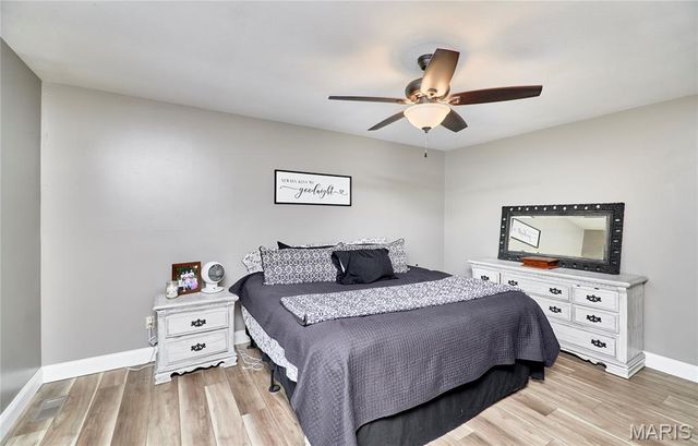 819 Spring Crest Drive, Fenton, MO 63026