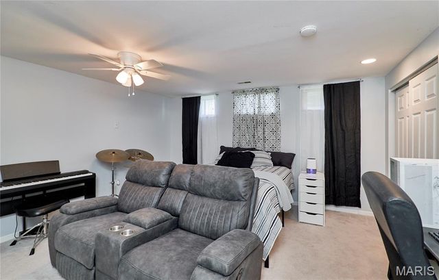 819 Spring Crest Drive, Fenton, MO 63026