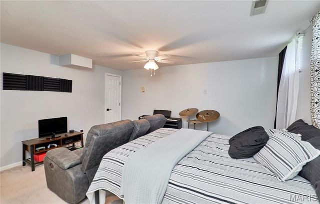 819 Spring Crest Drive, Fenton, MO 63026