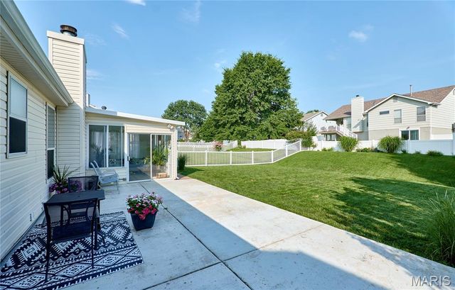 819 Spring Crest Drive, Fenton, MO 63026